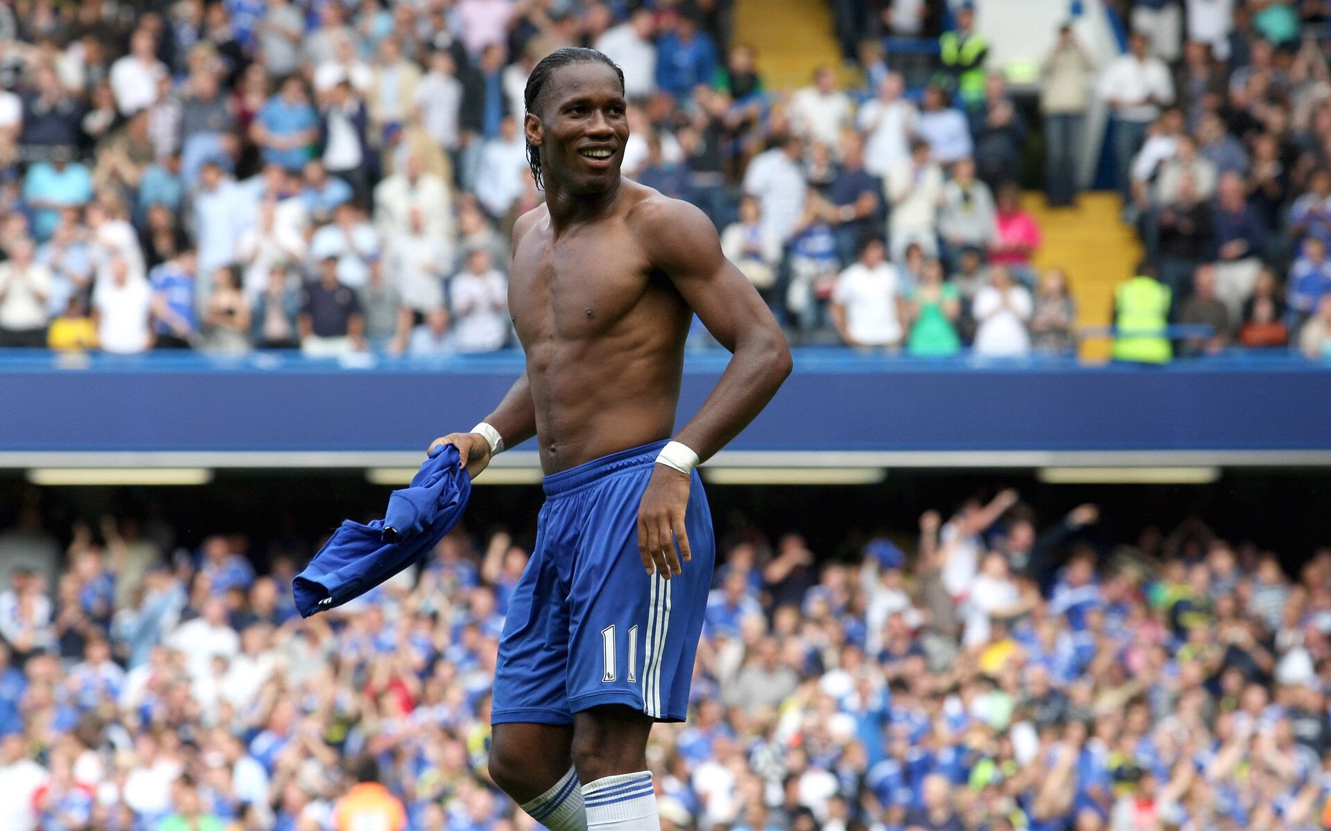 世界杯冠军阵中文艺兼备：多名球员在欧冠中完成关键进球